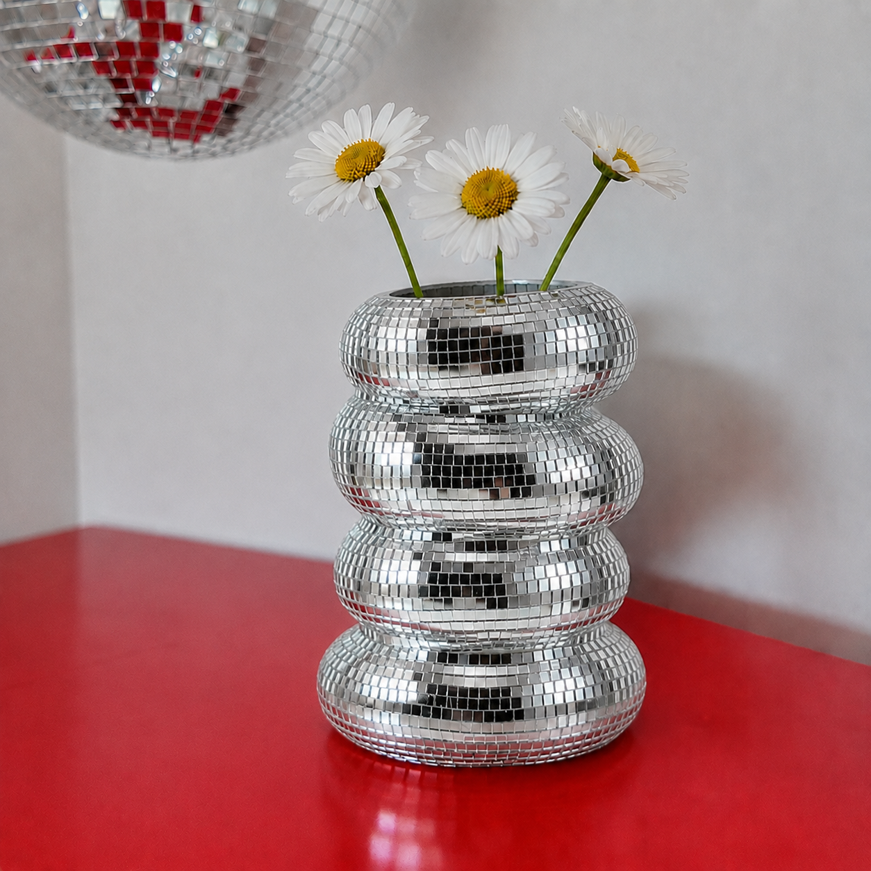 Portalápices bola disco silver 15 cm.