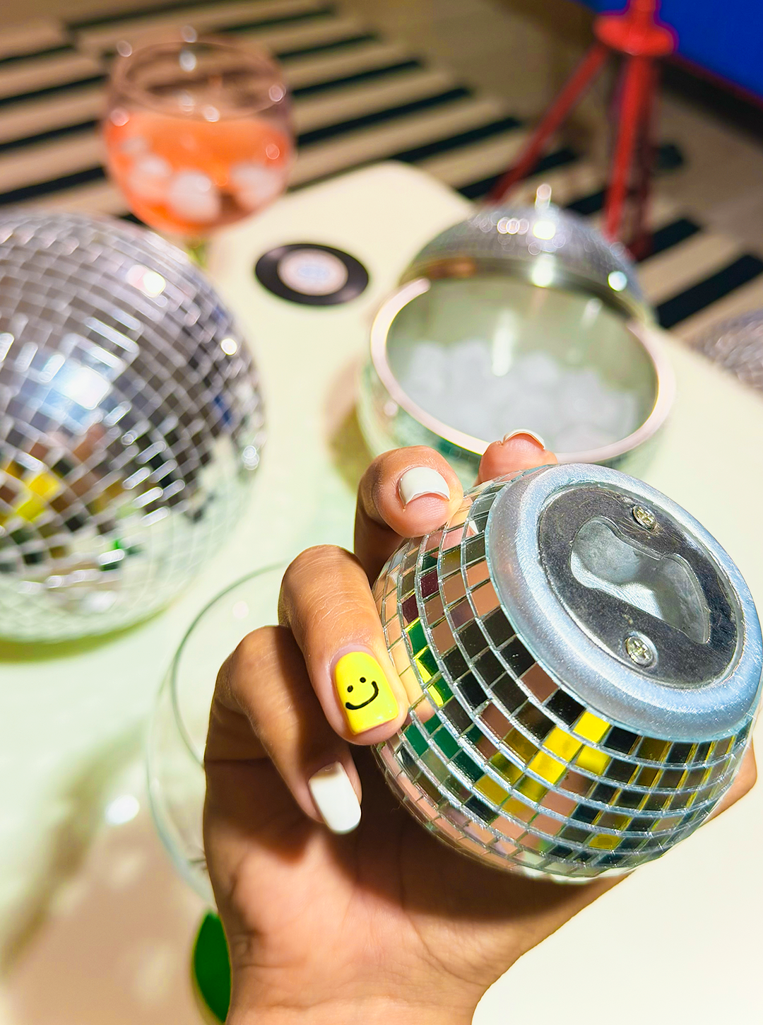 Destapador de botellas mini bola disco